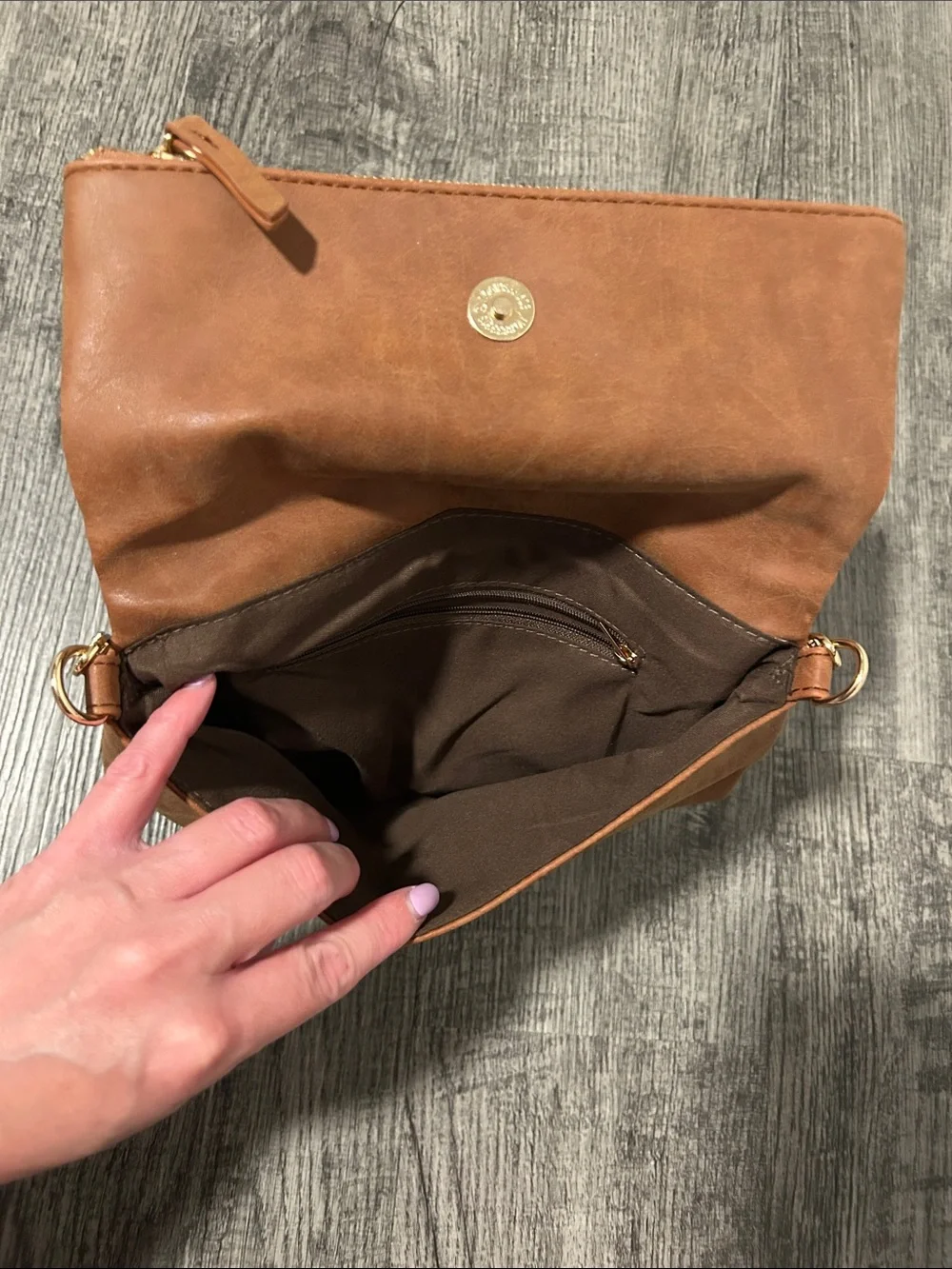 Amazon Brown Crossbody Bag with Gold Chain